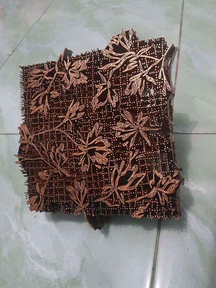 Kain batik murah dalam pembuatan batik cap