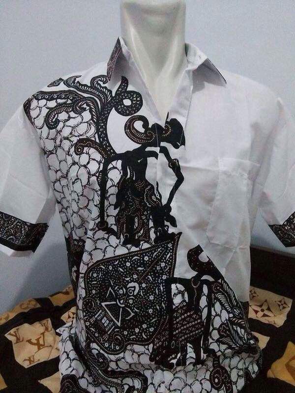  Desain  baju  batik  dari desainer muda Indonesia  Batik  Dlidir