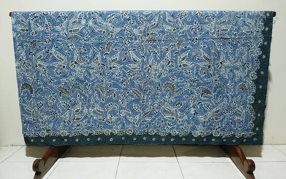  Batik  tulis  modern  baik motif  dan warnanya Batik  Dlidir