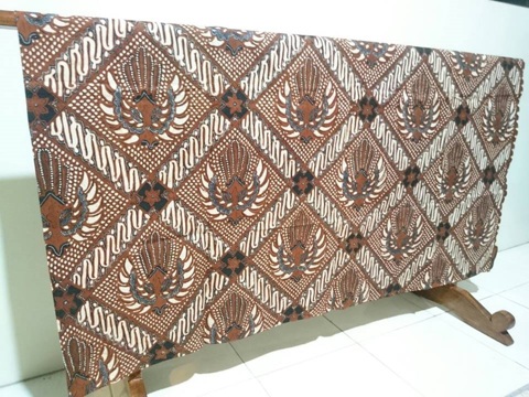 Kain Batik Solo murah dengan tehnik handprint