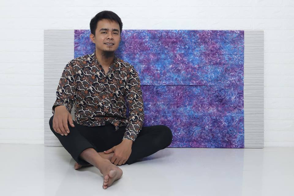 Mudzakir dengan lima blognya owner pt Batik Jito Dlidir