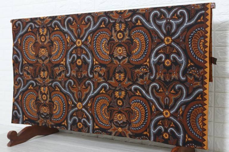 Jual kain batik tulis eksklusif di Batikdlidir motif Babon Angkrem