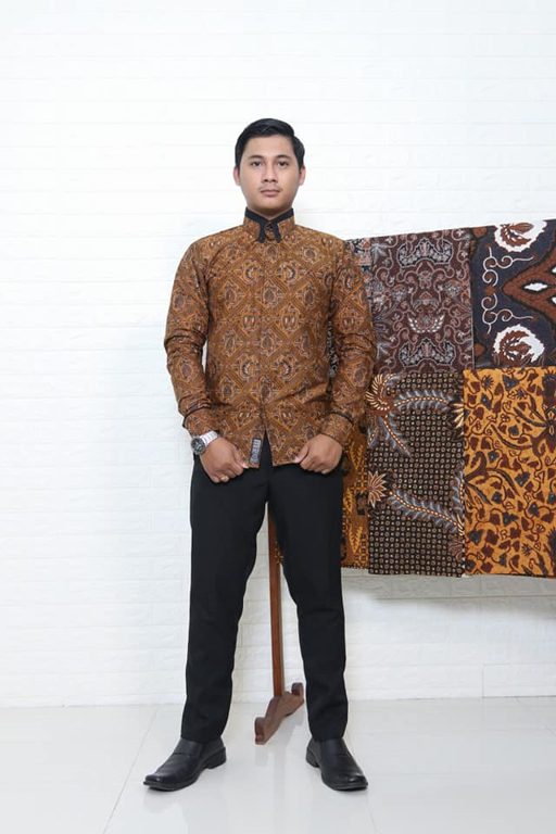 Batik Slimfit Handmade di Batikdlidir