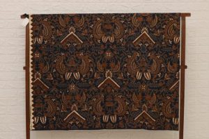 batik tulis motif semen romo