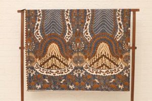 Batik Tulis Asli Solo Motif Peksi Parang Beras Kecer