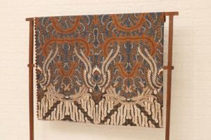 Kain Batik Tulis Klasik Yogyakarta Motif Gurdo Ekor Nogo Sogan