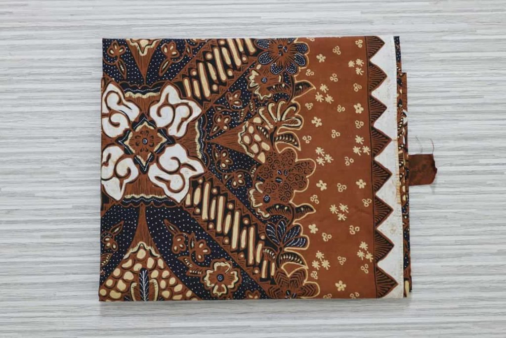 Custom made batik tulis Asli