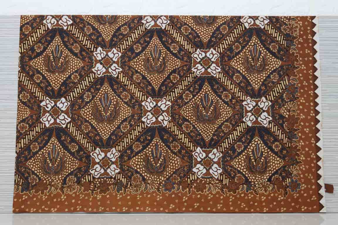 Konsep Desain Seragam Batik Custom