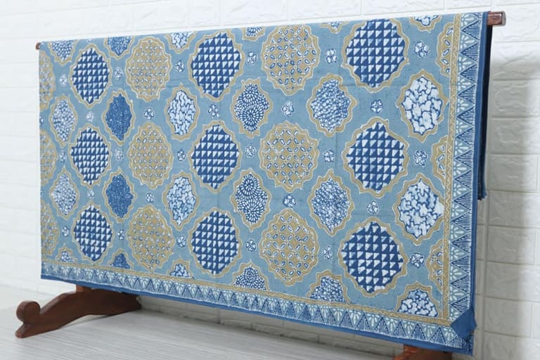 Ciri-Ciri Designer Batik Tulis Asli Tangan Pertama Premium yang Berkarakter Kuat