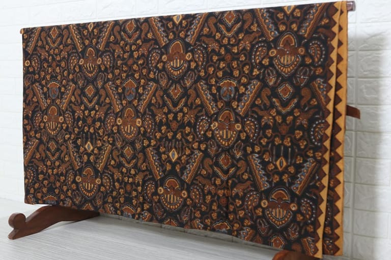 Investasi Kain Batik Tulis Asli Kolektor Pak Jokowi dan Nilai Prestisenya