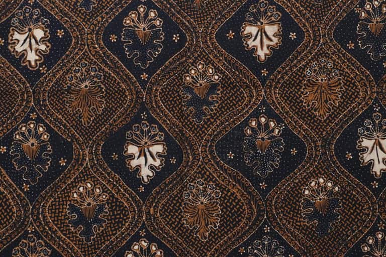 Jenis Kain Katun Terbaik untuk Seragam Batik Kantor