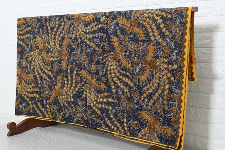 Keistimewaan Warna Soga pada Batik Tulis One of a Kind Indonesia Klasik Solo