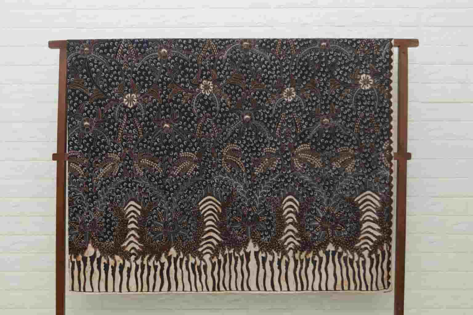 Mengapa Kado Batik Tulis Mewah Cocok untuk Relasi Bisnis Premium