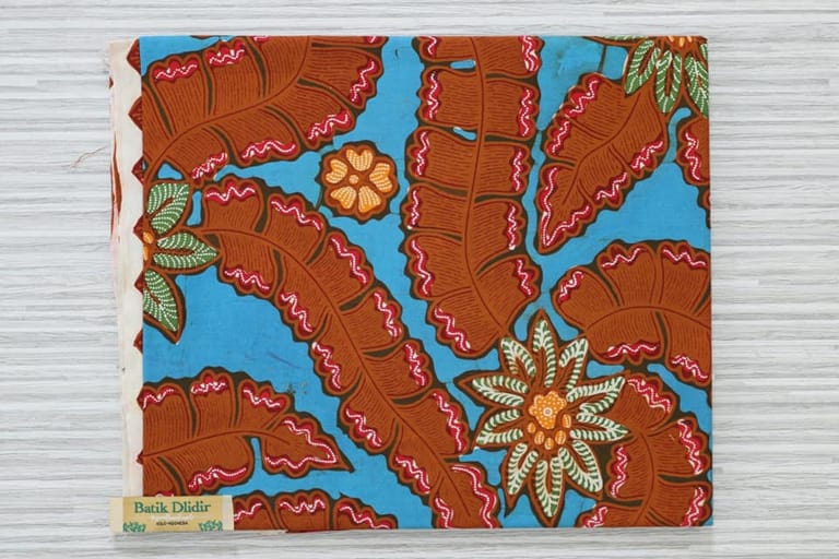 Batik Identitas Sekolah Custom Logo Solusi Seragam Resmi yang Profesional, Berkarakter, dan Berdaya Saing