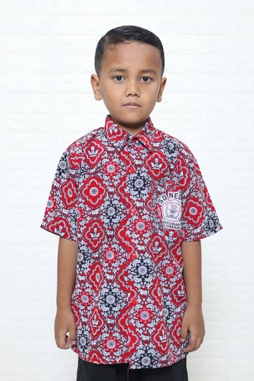 Cara Memilih Produsen Batik Seragam Sekolah Nasional yang Profesional Panduan Material, Teknik Printing vs Tulis, dan Kontrol Mutu