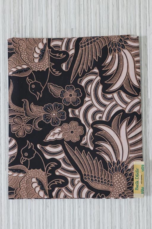 Desain dan Standar Produksi Seragam Batik Bank BRI Dari Konsep Hingga Implementasi Korporat