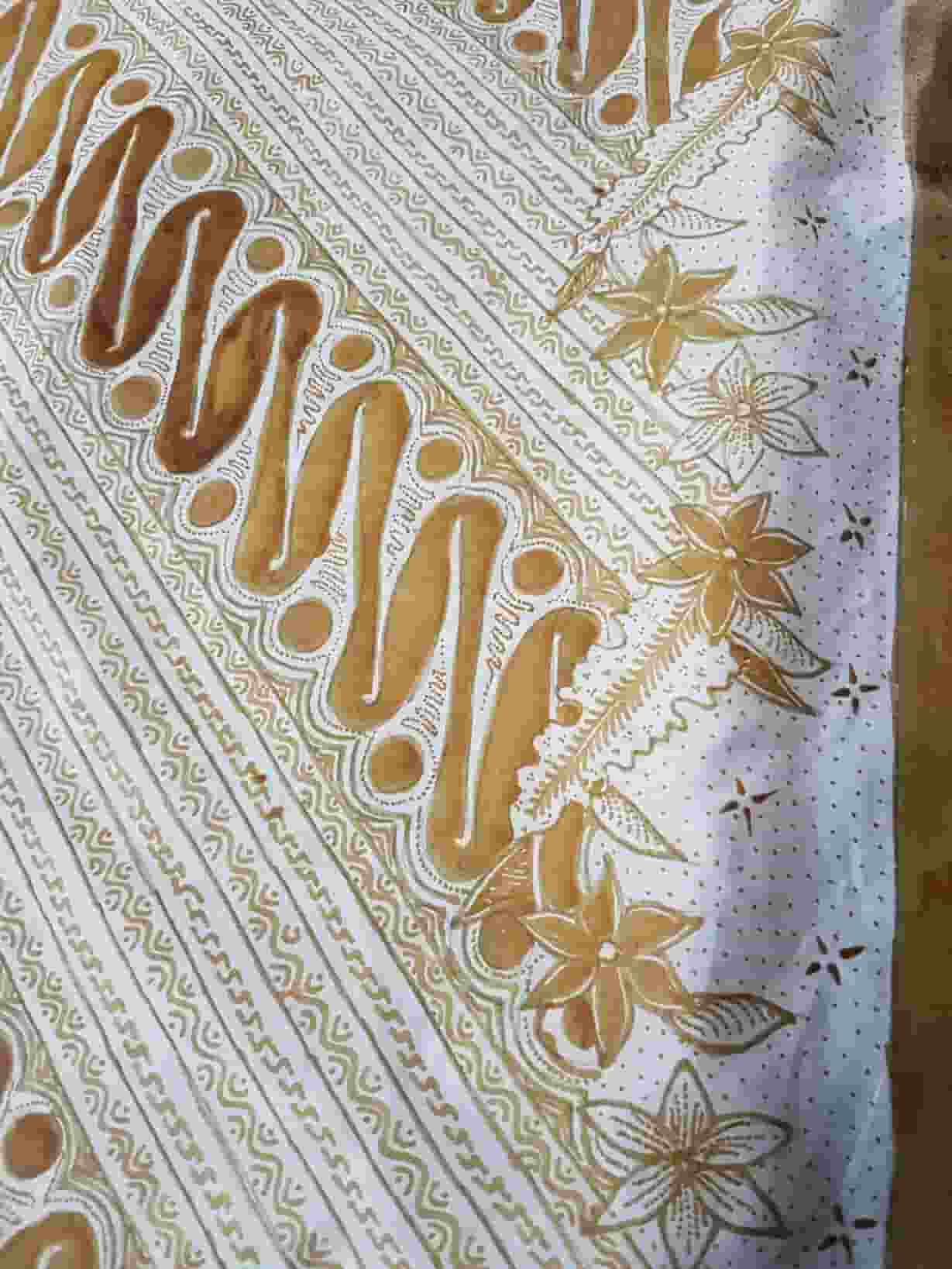 Isen-Isen Batik Jenis, Fungsi, dan Hubungannya dengan Teknik Nyolet pada Batik Tulis