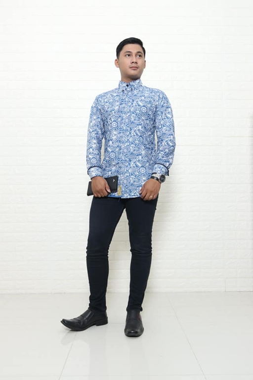 Motif Batik Eksklusif untuk Frontliner Bank Tampil Profesional, Elegan, dan Berkelas di Mata Nasabah