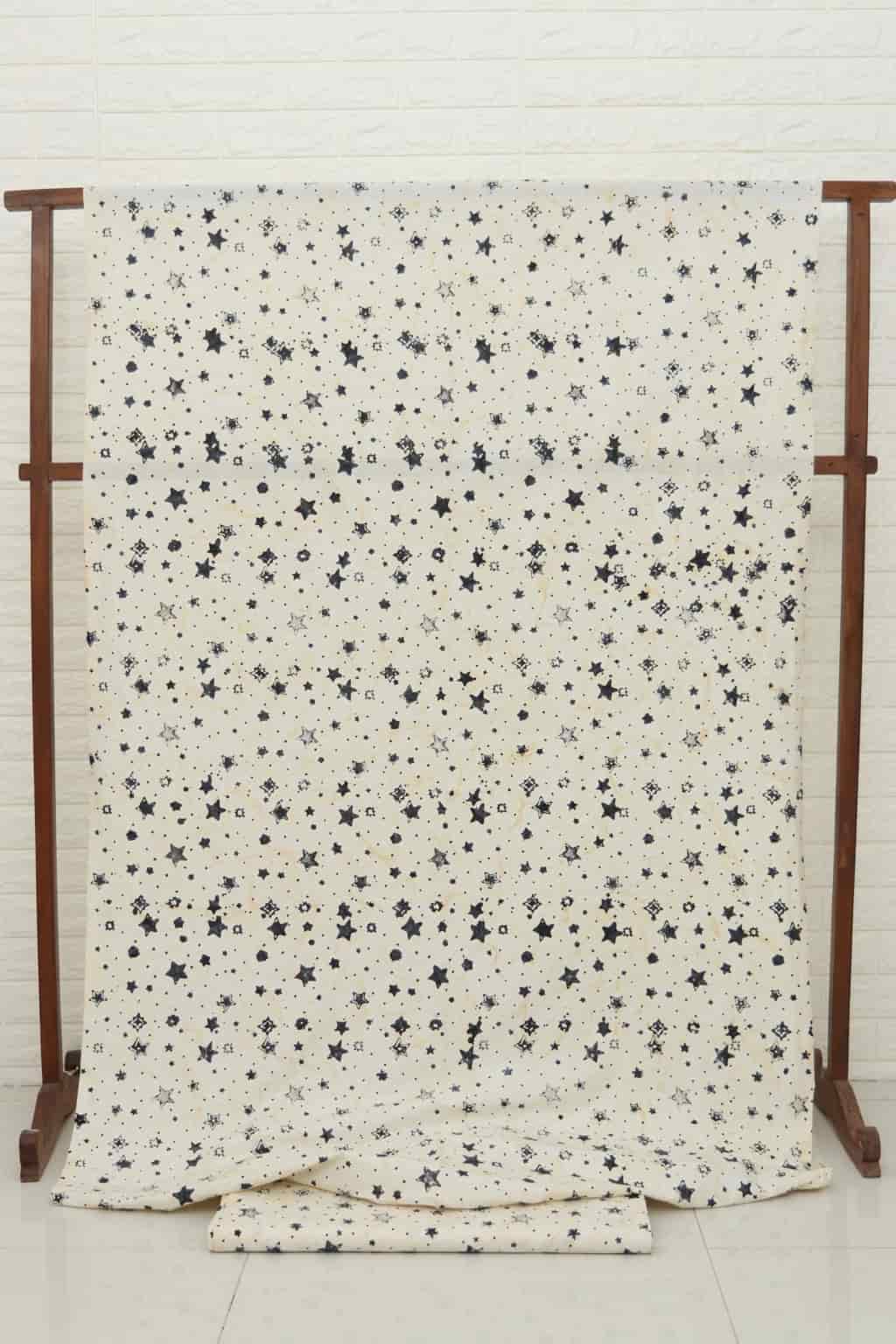 Seragam Batik Hotel Berbintang Desain Custom untuk Lobby Manager dan Housekeeping Berkualitas Premium