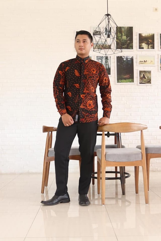 Seragam Batik Kantor Terbaru 2026 Rekomendasi Model, Desain Elegan, dan Tips Memilih yang Nyaman & Profesional