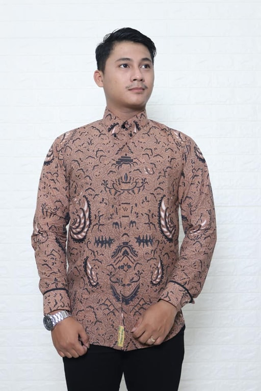 Seragam Batik Panitia Pernikahan Custom Elegan Solusi Fleksibel, Desain Eksklusif & Produksi Cepat untuk Hari Istimewa