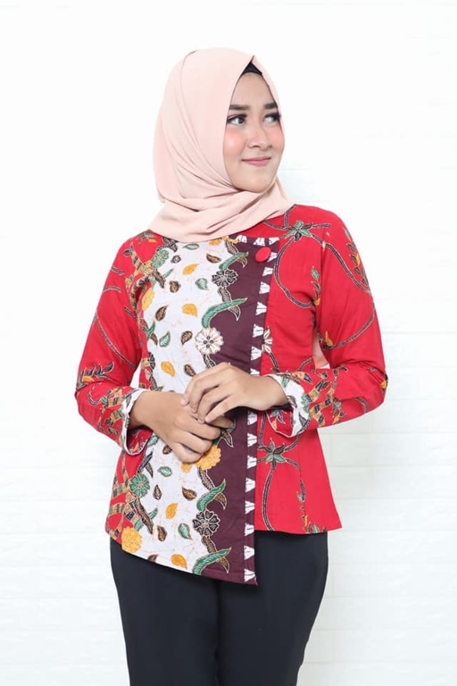 Vendor Seragam Batik Karyawan Bank Terpercaya Desain Eksklusif untuk Citra Profesional Perbankan